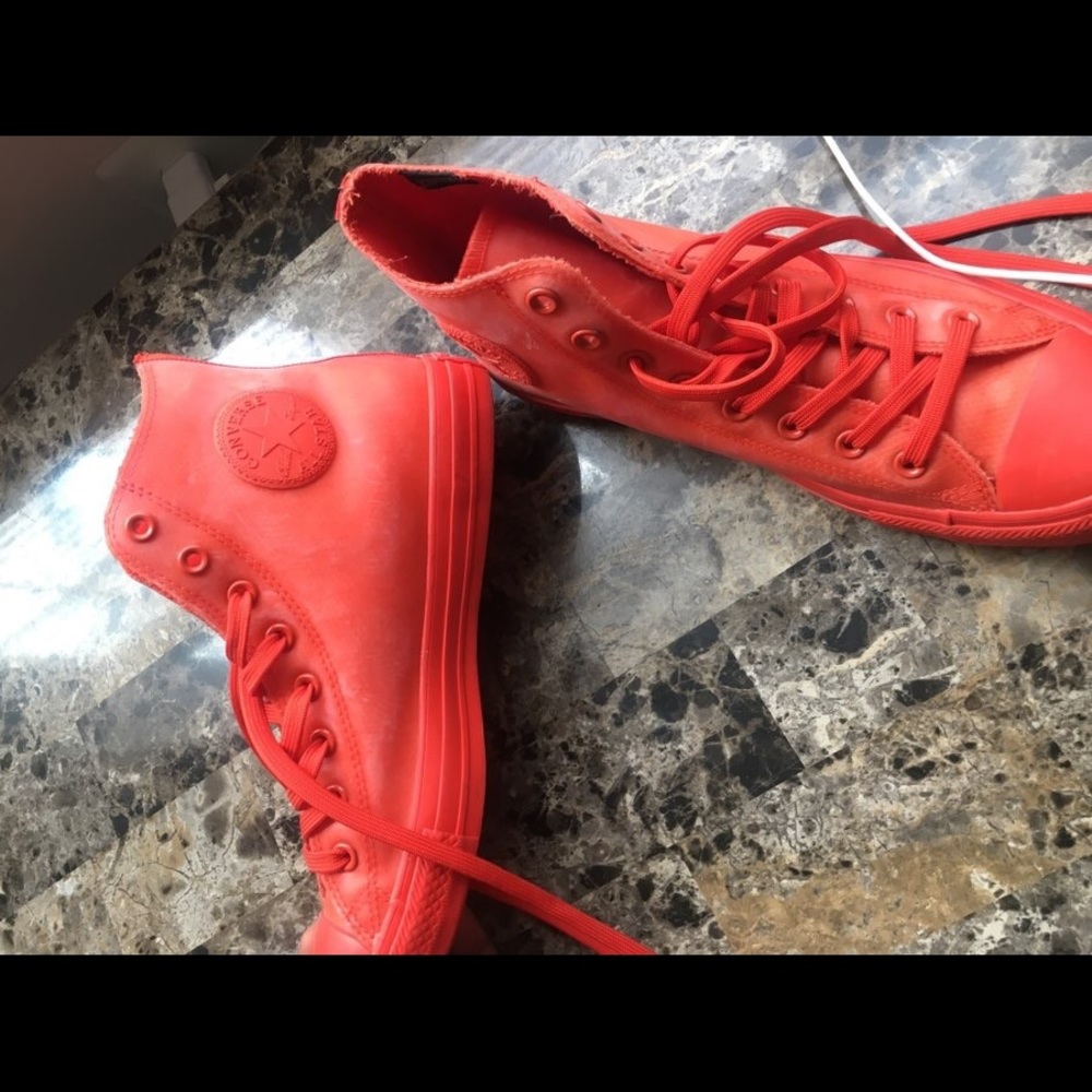 Red high top converse